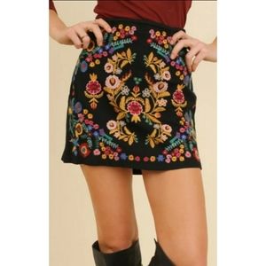 Embroidered skirt